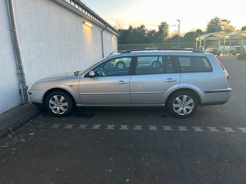 Silber Gebraucht 2004 Ford Mondeo Kombi | 1.850 € (Fairer Preis) - Bild 1/4