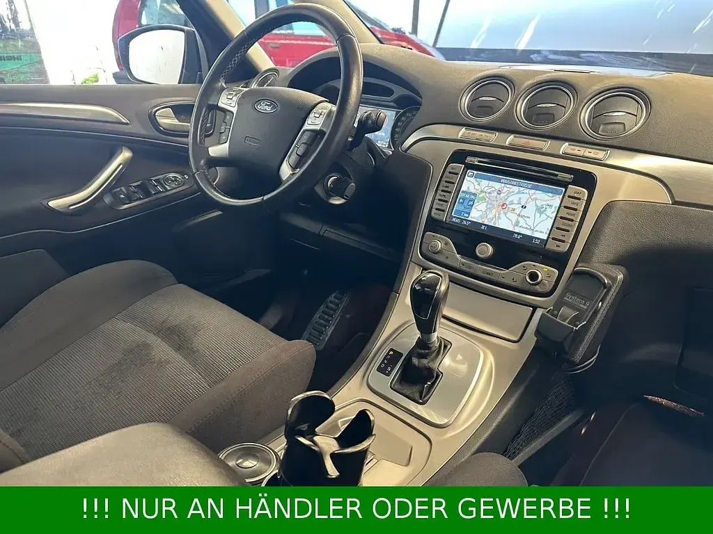 Gebraucht Ford S-MAX Titanium 140 PS (102 kW) 2008 Schwarz Van / Kleinbus