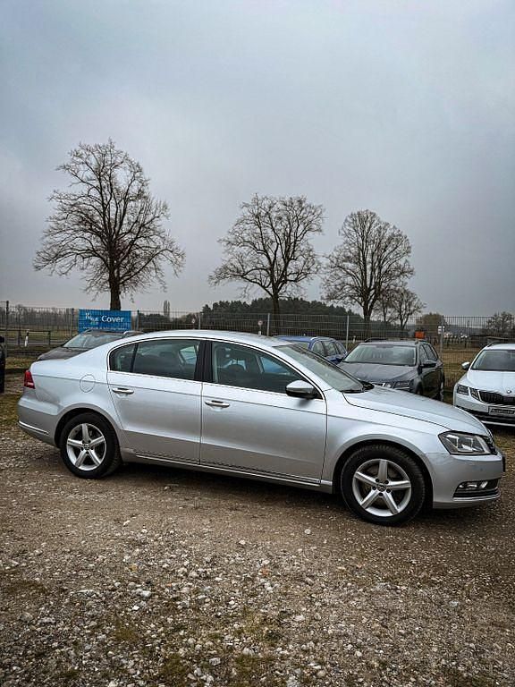 Gebraucht VW Passat Comfortline 140 PS (102 kW) 2014 Silber Limousine