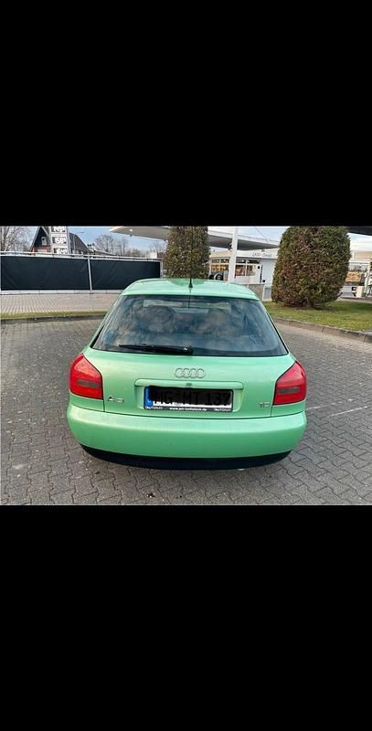 Grün Gebraucht 2002 Audi A3 Kleinwagen | 1.500 € (Fairer Preis) - Bild 1/4