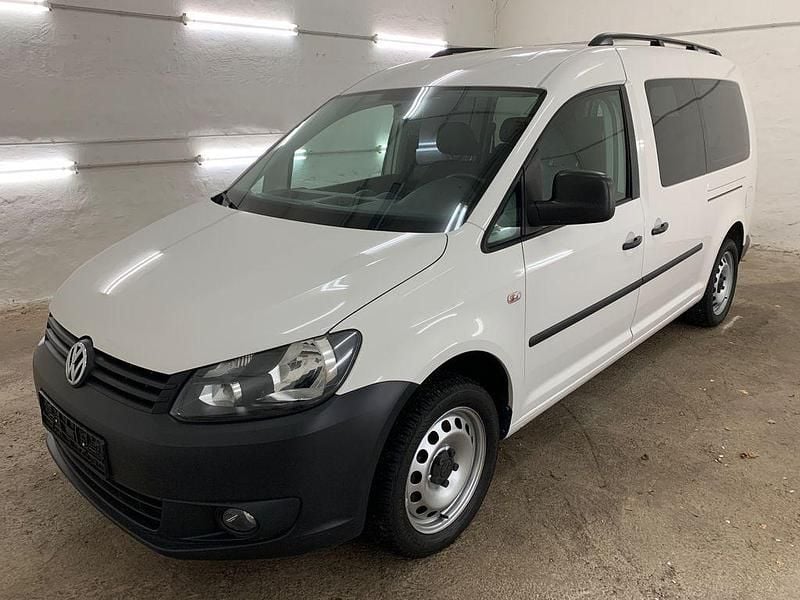 Weiß Gebraucht 2014 VW Caddy Maxi Van / Kleinbus | 11.980 € (Teuer) - Bild 1/4