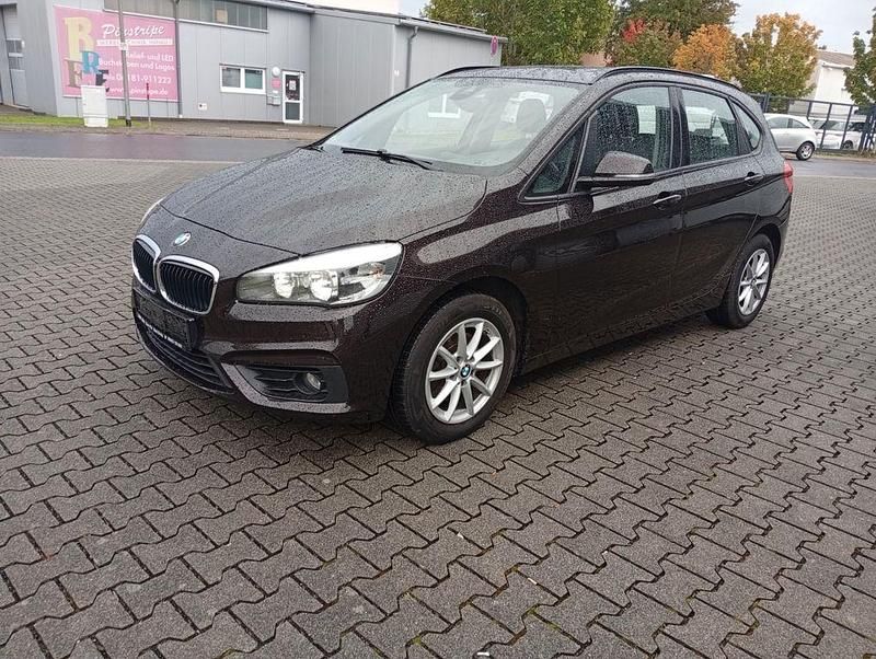 Gebraucht BMW 216 Active Tourer Advantage 116 PS (85 kW) 2016 Braun Van / Kleinbus