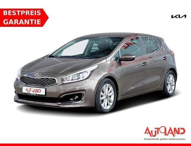Braun Gebraucht 2017 Kia Ceed Spirit Limousine | 15.490 € (Teuer) - Bild 1/4