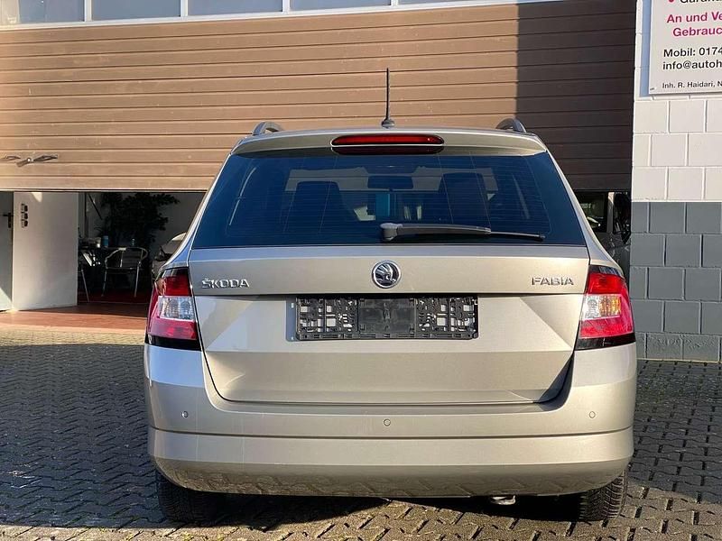 Gebraucht Skoda Fabia Ambition 110 PS (80 kW) 2016 Cappuccinobeige metallic Kombi