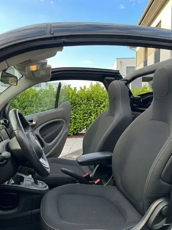 Gebraucht Smart ForTwo Cabrio Brabus 90 PS (66 kW) 2019 Weiß Cabrio