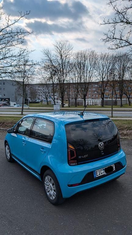 Gebraucht VW e-up! 61 kW (83 PS) 2021 Blau Kleinwagen
