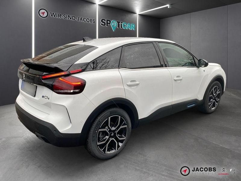 Gebraucht Citroën e-C4 Shine 100 kW (136 PS) 2023 Lack weiss banquise/typ aussen Limousine