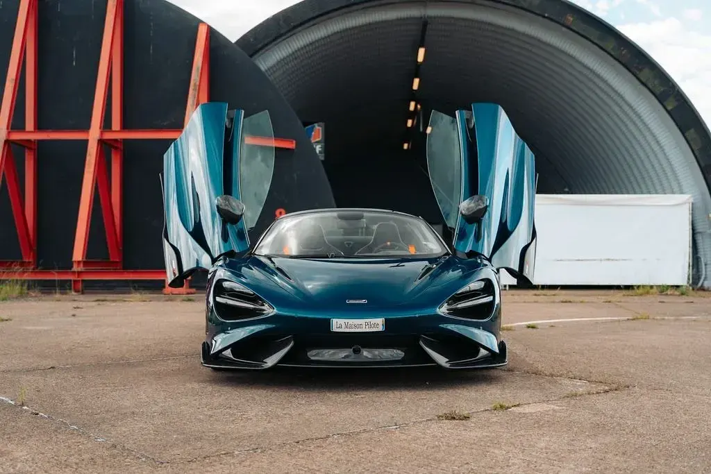 Gebraucht McLaren 765LT 765 PS (562 kW) 2022 Cabrio
