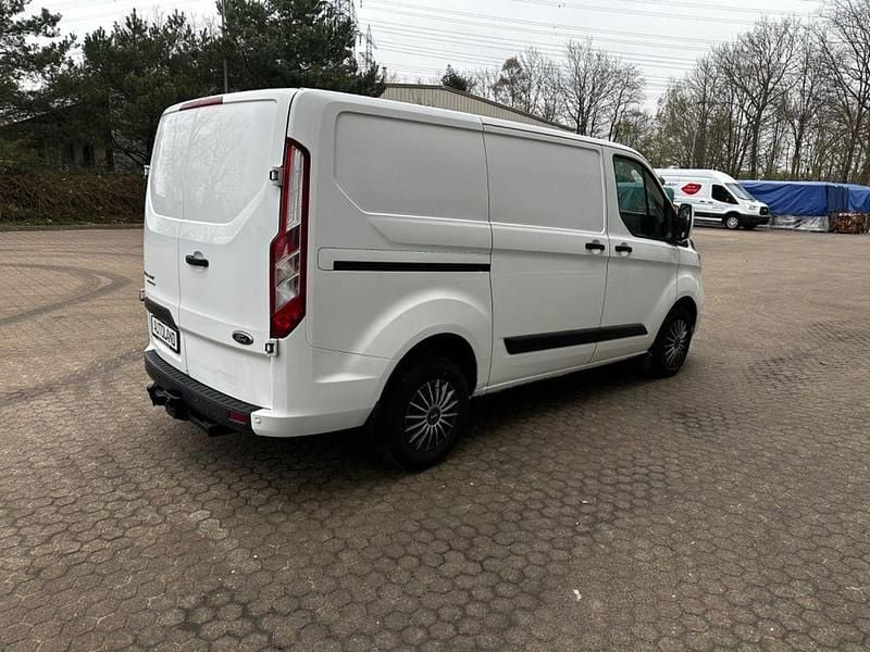 Second-hand Ford Transit Custom 131 CP (96 kW) 2020 Alb Monovolum
