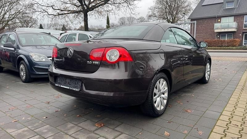 Gebraucht VW Eos Individual 140 PS (102 kW) 2007 Rot Cabrio