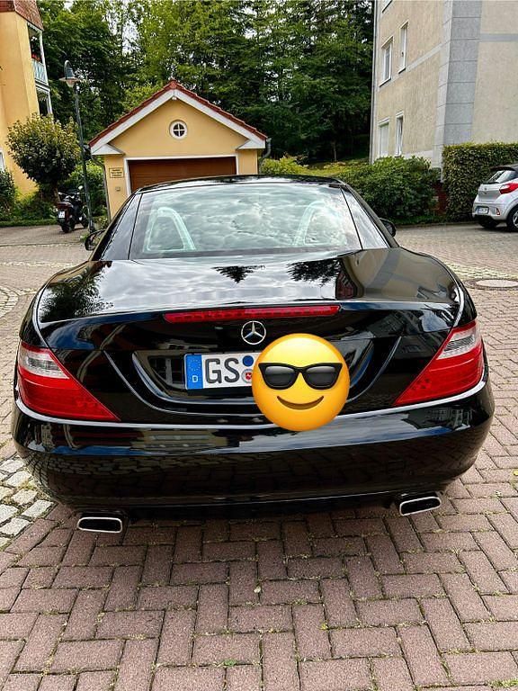 Gebraucht Mercedes SLK200 184 PS (135 kW) 2012 Schwarz Cabrio