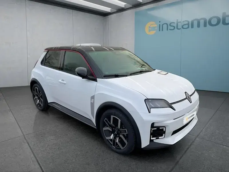 Używany Renault R5 Techno 110 kW (150 KM) 2025 Biały Hatchback