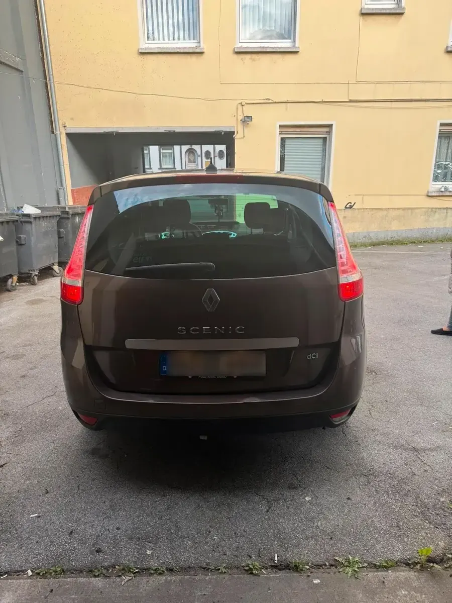 Gebraucht Renault Grand Scénic III 130 PS (95 kW) 2010 Van / Kleinbus