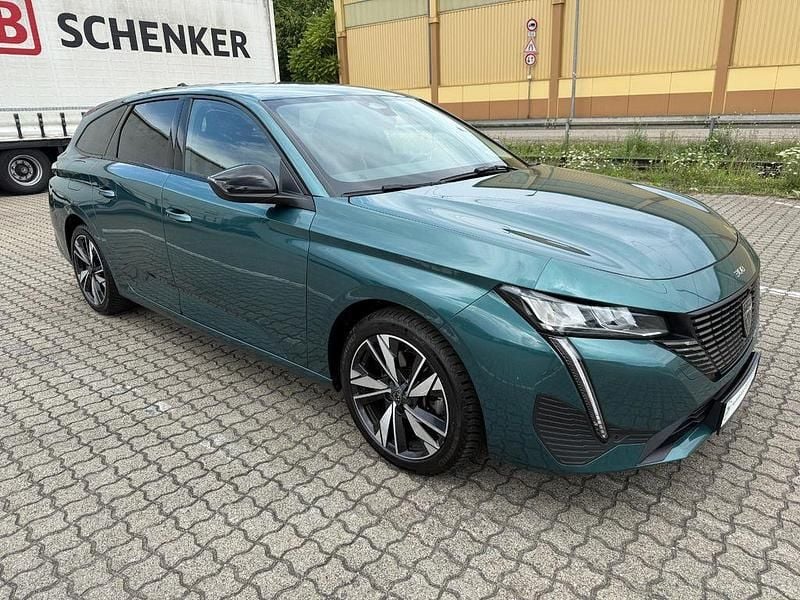 Blau Gebraucht 2023 Peugeot 308 Allure Limousine | 18.500 € (Etwas zu teuer) - Bild 1/4