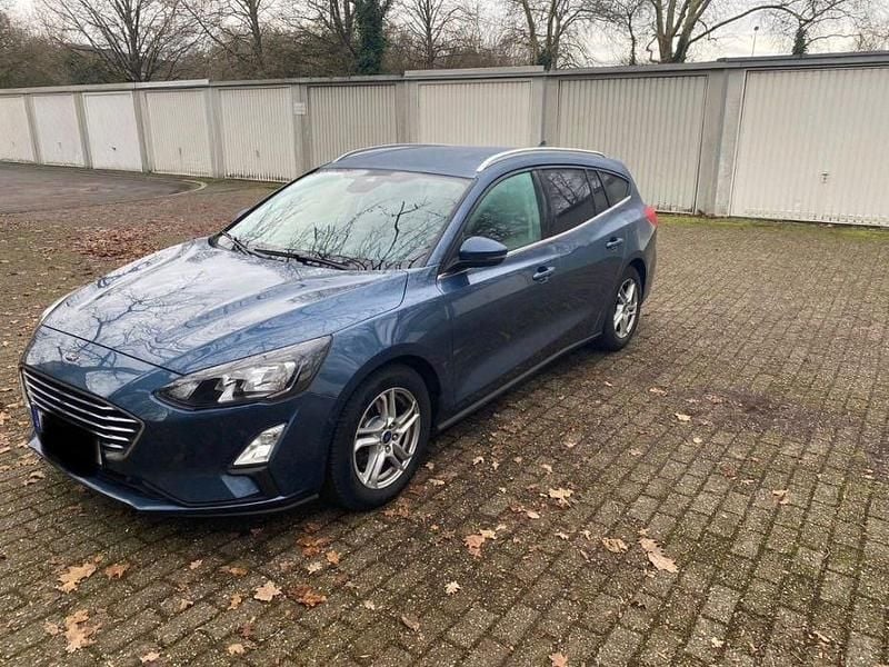 Gebraucht Ford Focus Cool & Connect 150 PS (110 kW) 2020 Blau Kombi