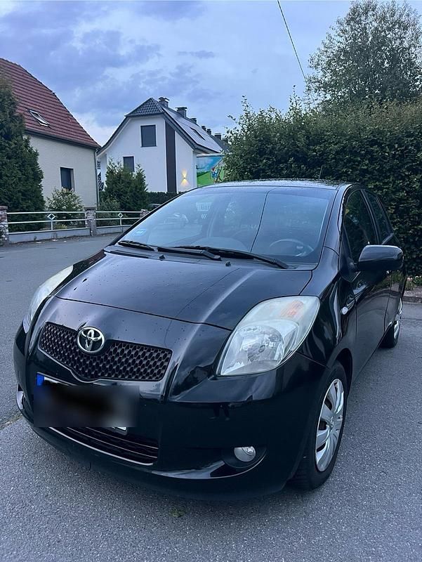 Schwarz Gebraucht 2007 Toyota Yaris Kleinwagen | 2.800 € (Fairer Preis) - Bild 1/4