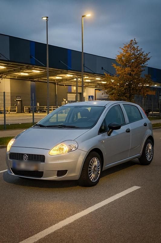 Silber Gebraucht 2008 Fiat Punto Kleinwagen | 1.400 € (Fairer Preis) - Bild 1/4