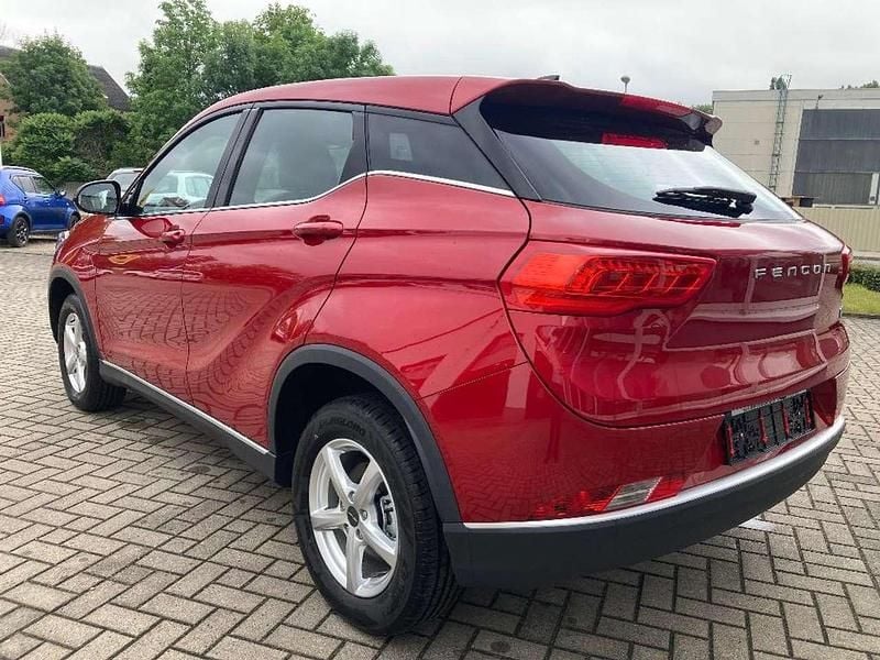 Occasion DFSK Fengon 106 ch (77 kW) 2024 Rouge Berline