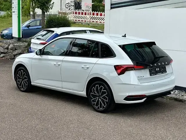 Gebraucht Skoda Scala Clever 116 PS (85 kW) 2021 Schwarz Kleinwagen