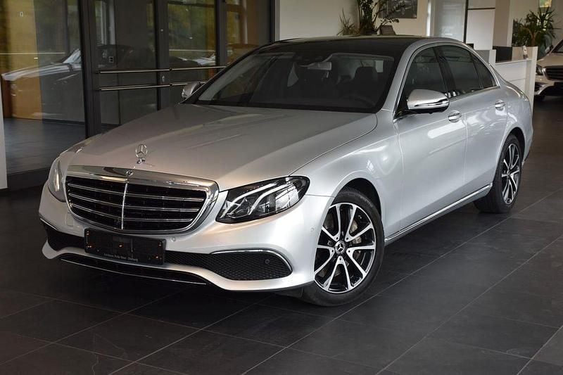 Silber Gebraucht 2019 Mercedes E450 Exclusive Limousine | 38.490 € (Guter Preis) - Bild 1/4