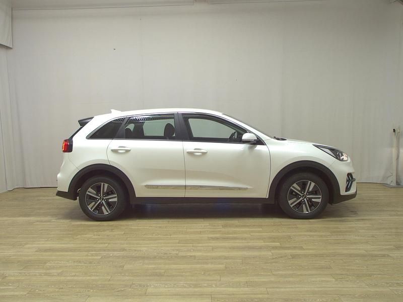 Ud schneeweiss Gebraucht 2021 Kia Niro Edition 7 SUV | 16.680 € (Guter Preis) - Bild 1/4