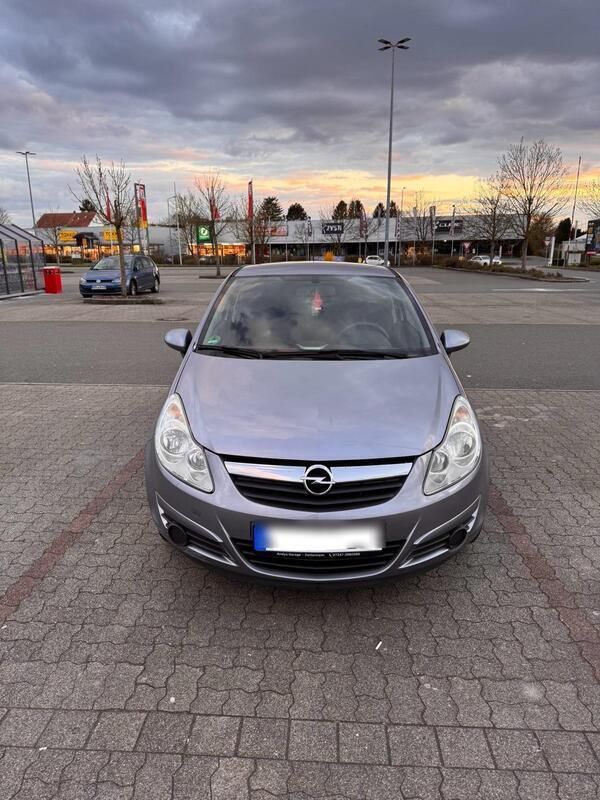 Silber Gebraucht 2009 Opel Corsa Sport Kleinwagen | 2.500 € (Fairer Preis) - Bild 1/4