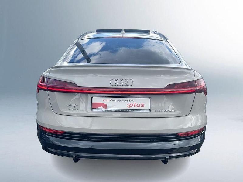 Gebraucht Audi e-tron Sportback S-Line 300 kW (408 PS) 2021 Siambeige metallic SUV