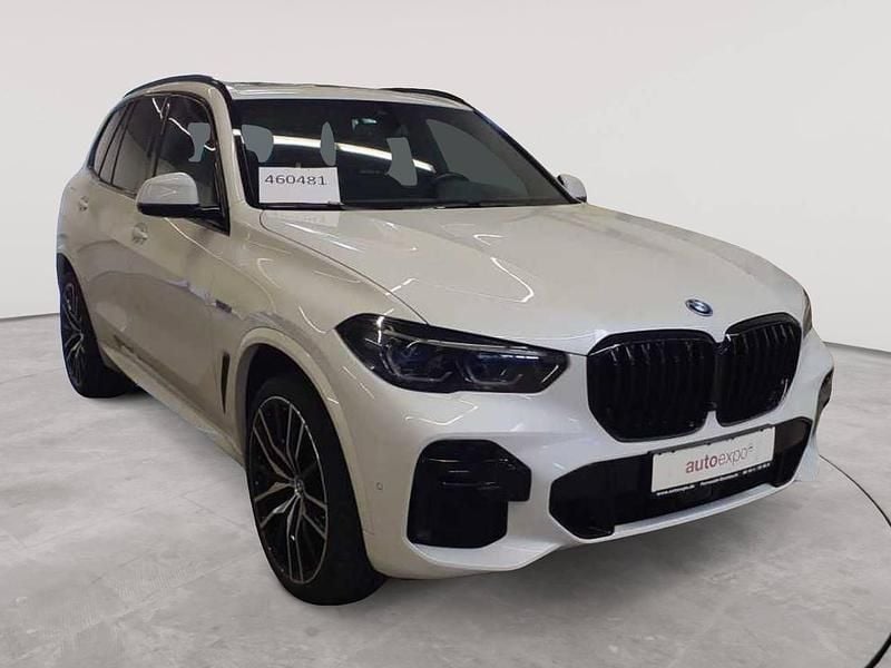 Mineralweiß metallic Gebraucht 2022 BMW X5 Comfort Edition SUV | 58.990 € (Guter Preis) - Bild 1/4