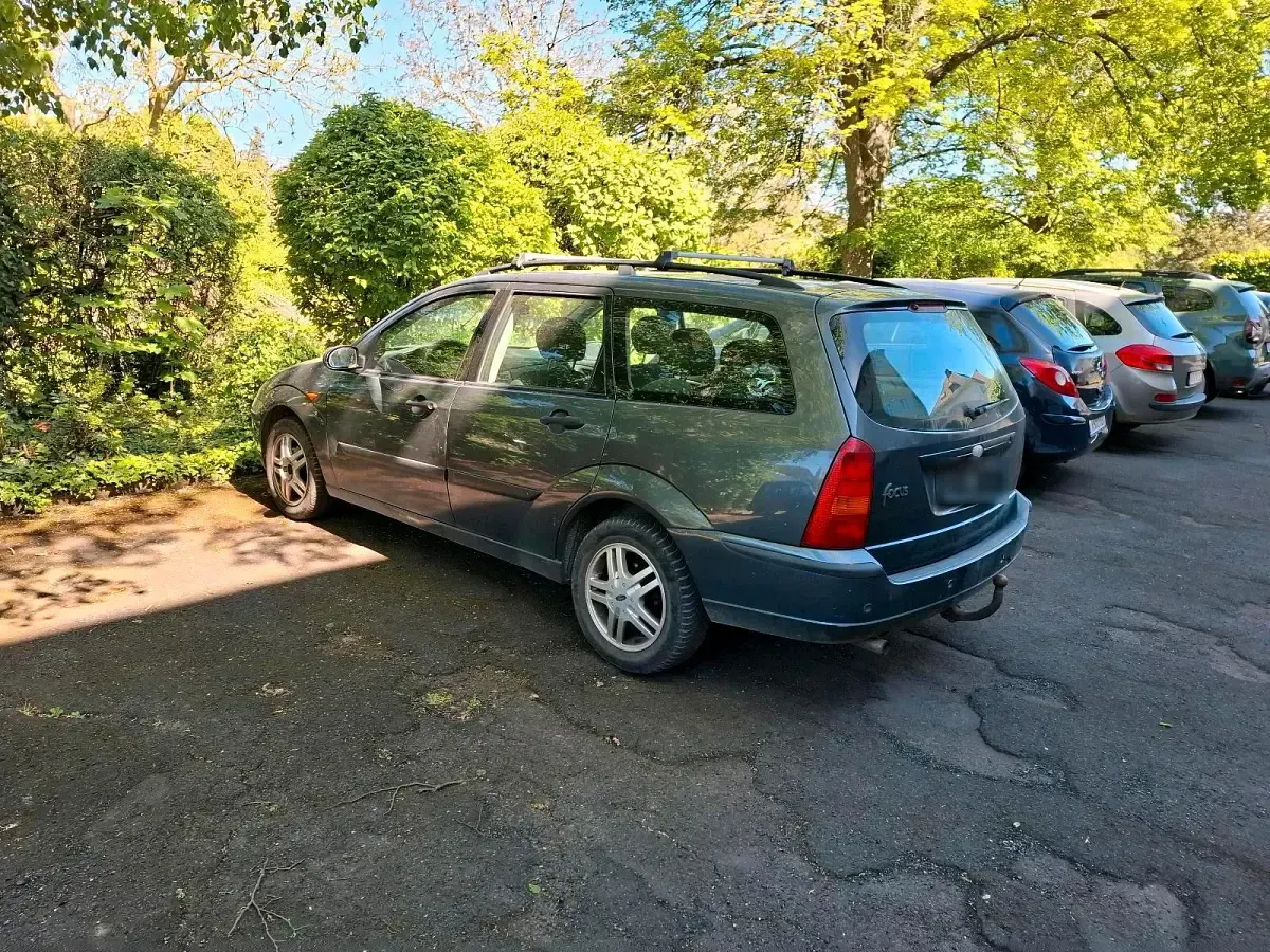 Gebraucht Ford Focus 101 PS (74 kW) 2003 Kombi