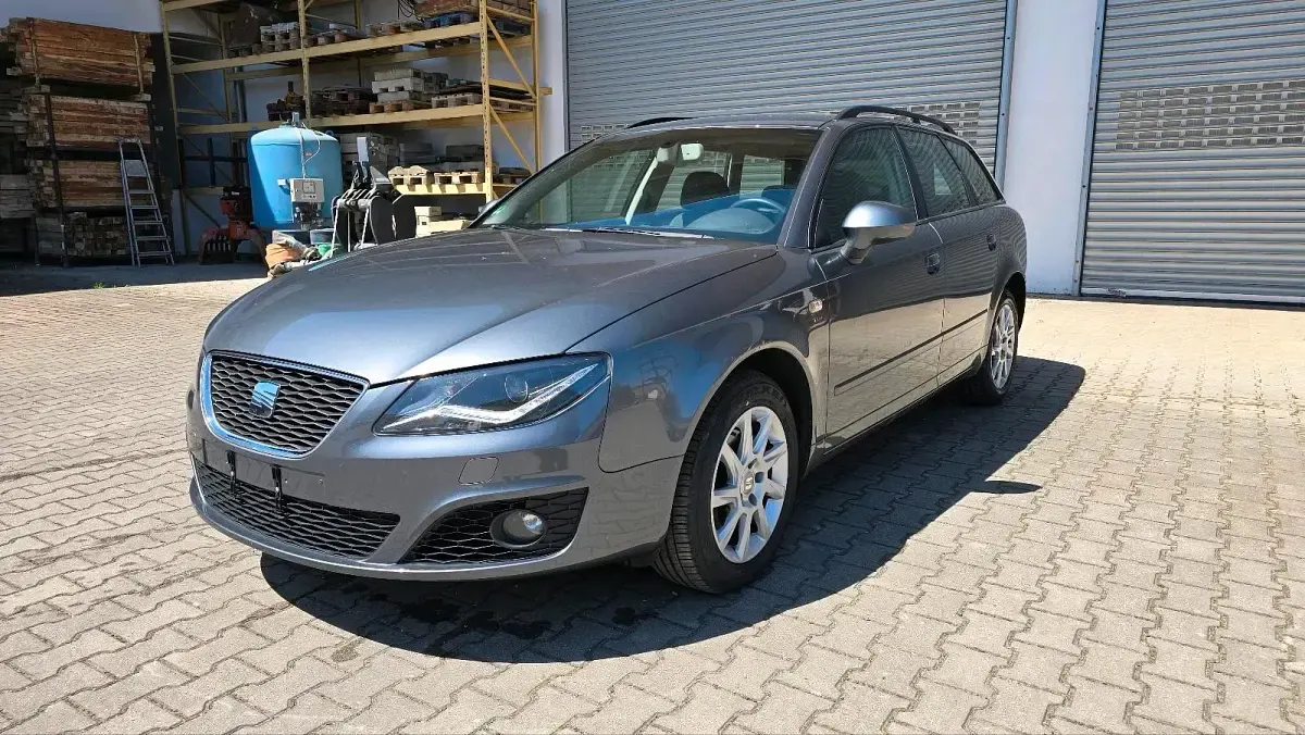 Usado Seat Exeo 143 HP (105 kW) 2013 Prateado Carrinha