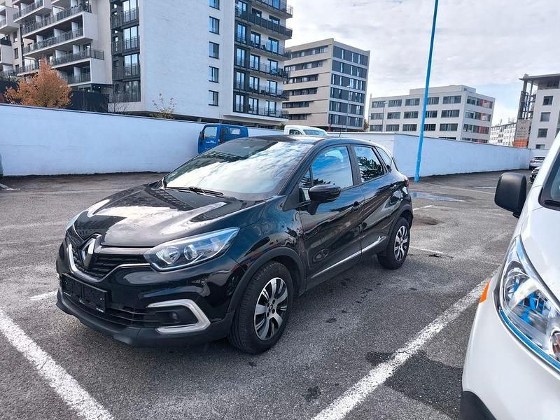 Schwarz Gebraucht 2018 Renault Captur Intens SUV | 7.200 € (Superpreis) - Bild 1/4