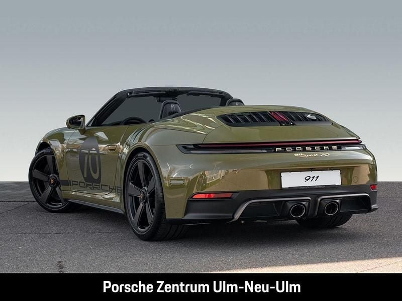 Neu Porsche 992 541 PS (397 kW) 2026 Gruen Cabrio