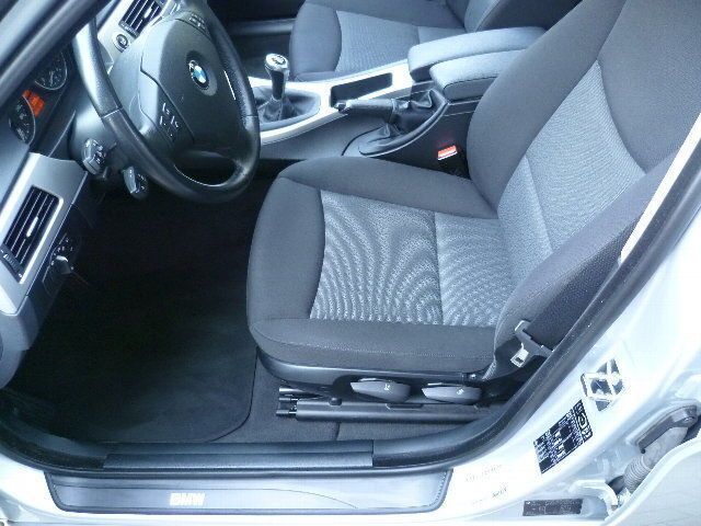 Gebraucht BMW 318 Advantage 122 PS (89 kW) 2007 Silber metallic Limousine