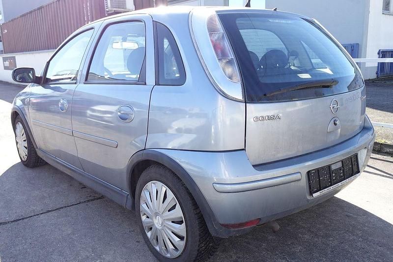 Gebraucht Opel Corsa Edition 80 PS (58 kW) 2005 Silber Kleinwagen