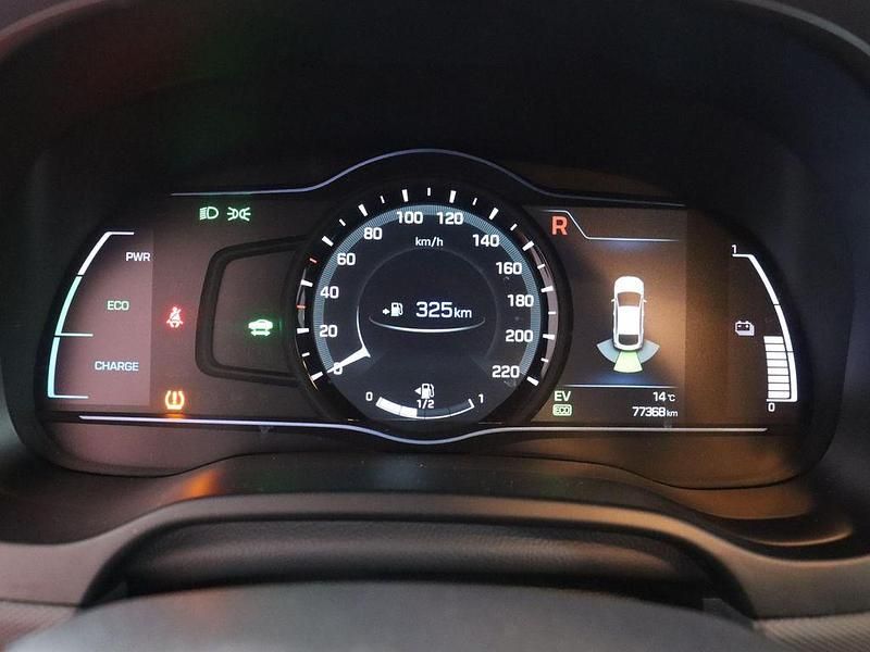 Gebraucht Hyundai Ioniq Style 141 PS (103 kW) 2018 Rot Kleinwagen