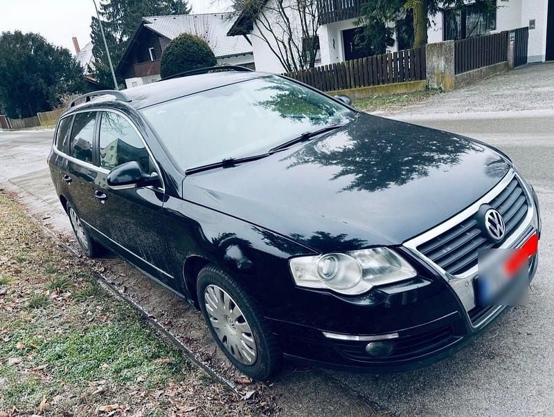 Schwarz Gebraucht 2010 VW Passat Comfortline Kombi | 3.450 € (Guter Preis) - Bild 1/4