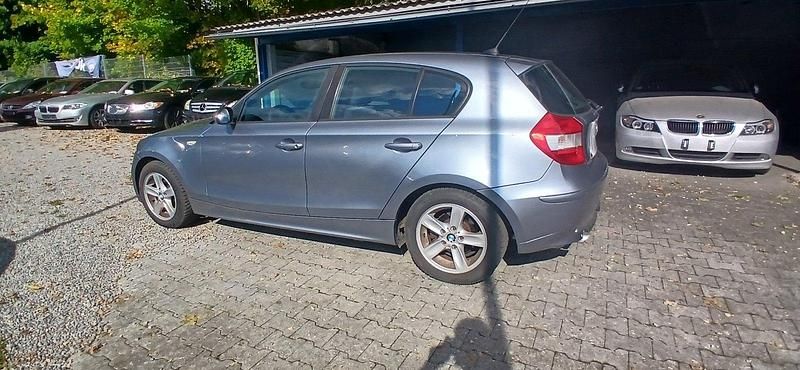 Gebraucht BMW 116 115 PS (84 kW) 2005 Grau Kleinwagen