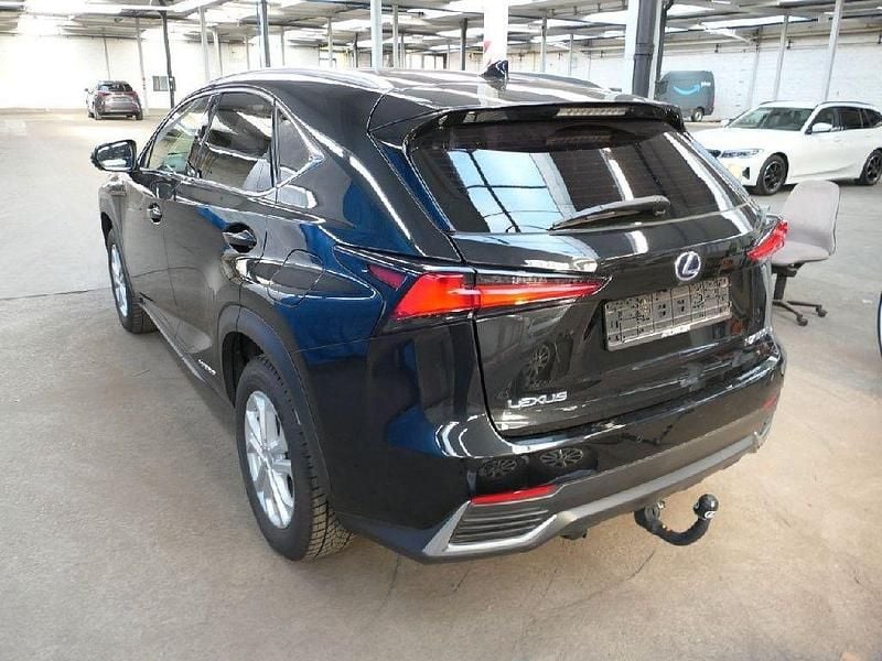 Gebraucht Lexus NX300h 155 PS (114 kW) 2021 Schwarz SUV