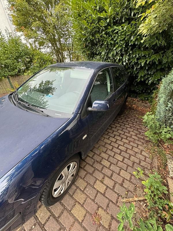 Gebraucht VW Polo 75 PS (55 kW) 2004 Blau Kleinwagen