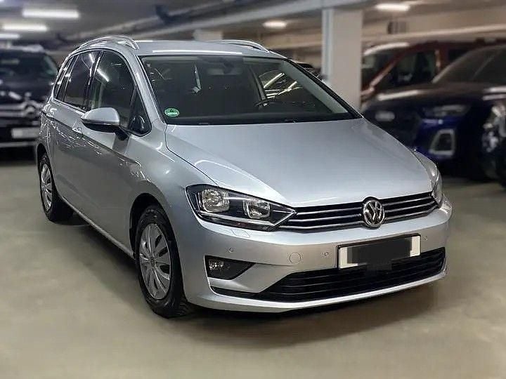 Reflexsilber metallic Gebraucht 2014 VW Golf Sportsvan Comfortline Van / Kleinbus | 7.990 € (Guter Preis) - Bild 1/4