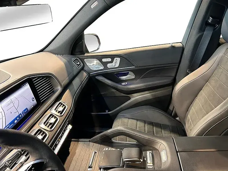 Gebraucht Mercedes GLE450 AMG 367 PS (269 kW) 2025 Obsidianschwarz metallic SUV