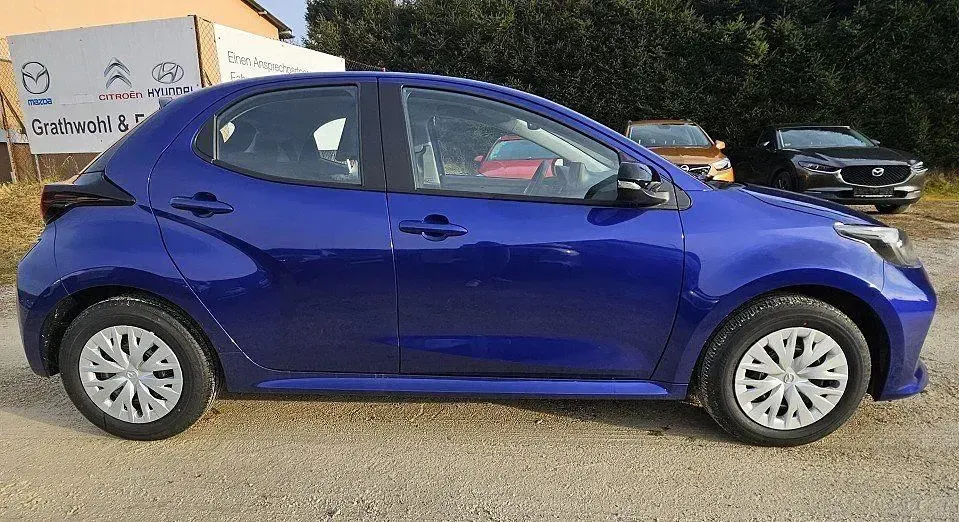 Neu Mazda 2 Center-Line 116 PS (85 kW) 2026 Blau Kleinwagen