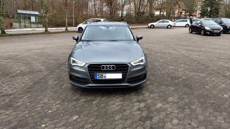 Grau Gebraucht 2014 Audi A3 Sportback S-Line Limousine | 13.000 € (Etwas zu teuer) - Bild 1/4