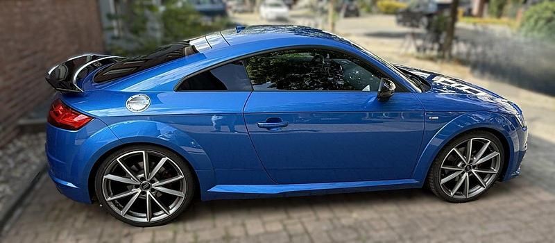 Blau Gebraucht 2017 Audi TT Competition Coupé | 29.000 € (Teuer) - Bild 1/4