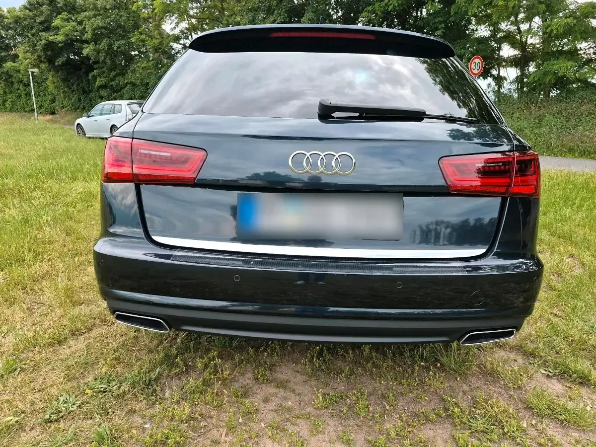 Gebraucht Audi A6 190 PS (139 kW) 2016 Blau Kombi