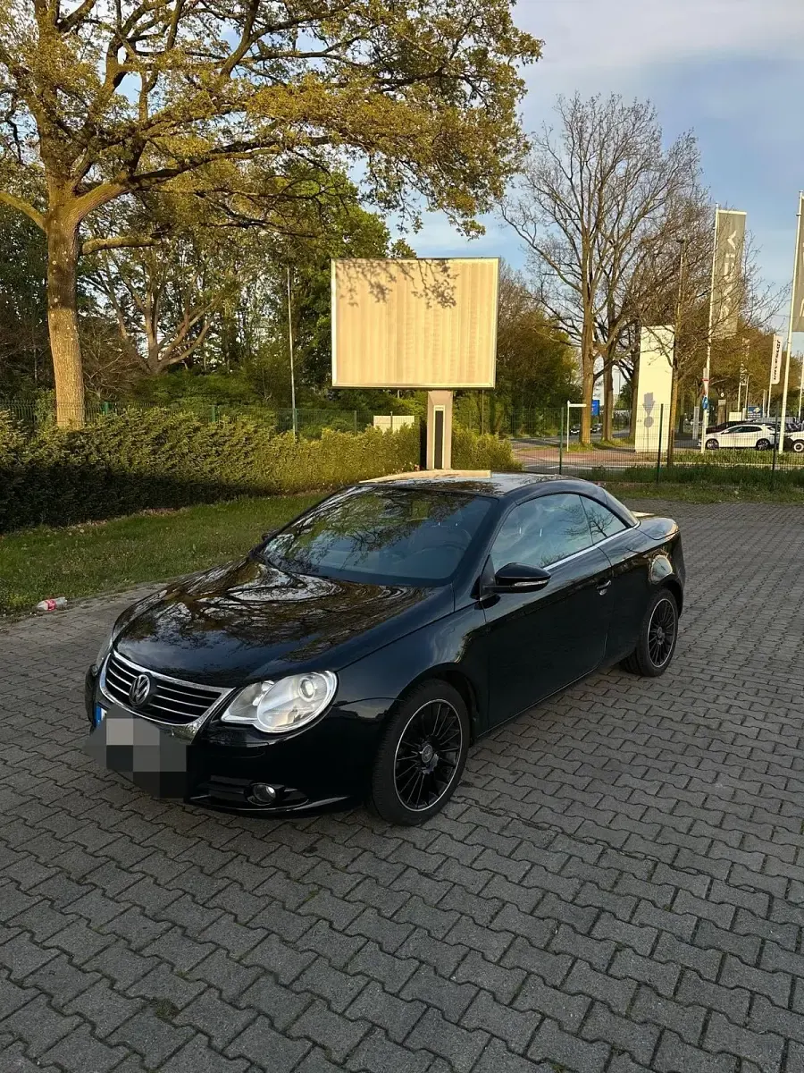 Gebraucht VW Eos Individual 140 PS (102 kW) 2008 Schwarz Cabrio