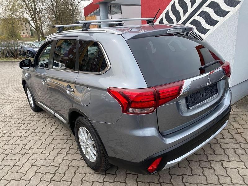 Gebraucht Mitsubishi Outlander 150 PS (110 kW) 2018 Grau SUV