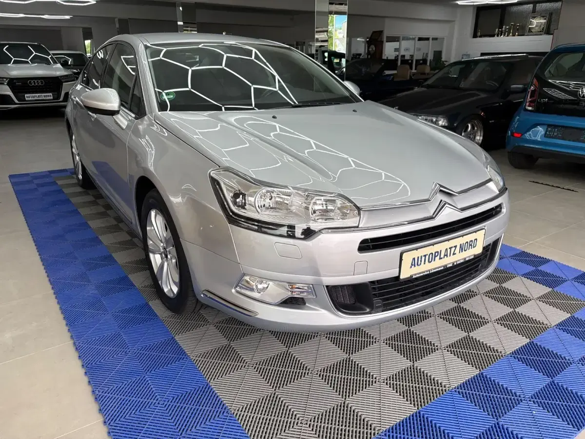 Gebraucht Citroën C5 Exclusive 156 PS (114 kW) 2011 Silber Limousine