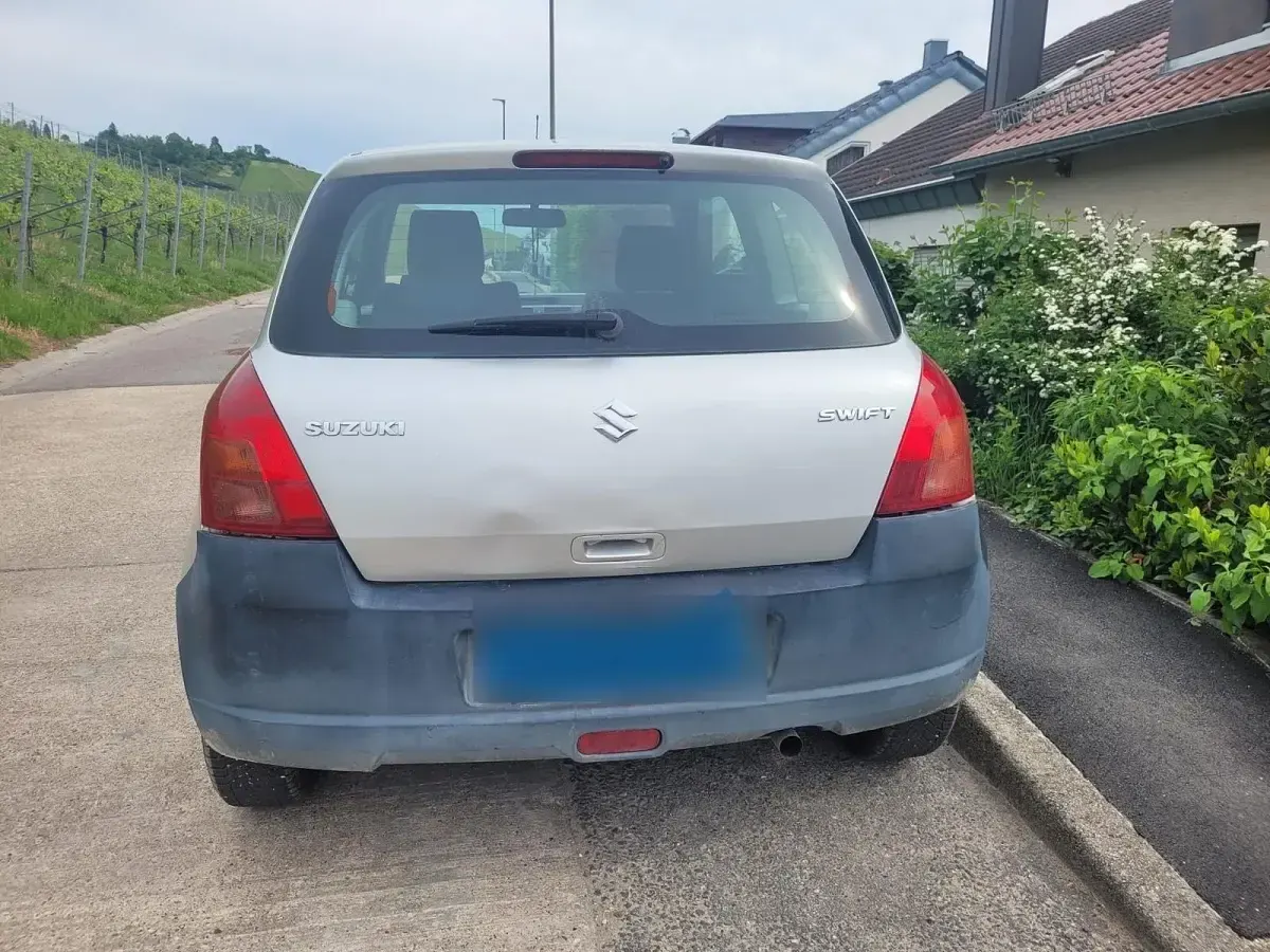 Gebraucht Suzuki Swift 92 PS (67 kW) 2006 Grau Kleinwagen
