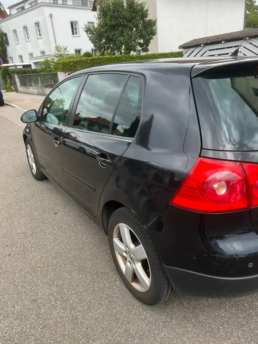 Gebraucht VW Golf VI 140 PS (102 kW) 2008 Schwarz Kleinwagen